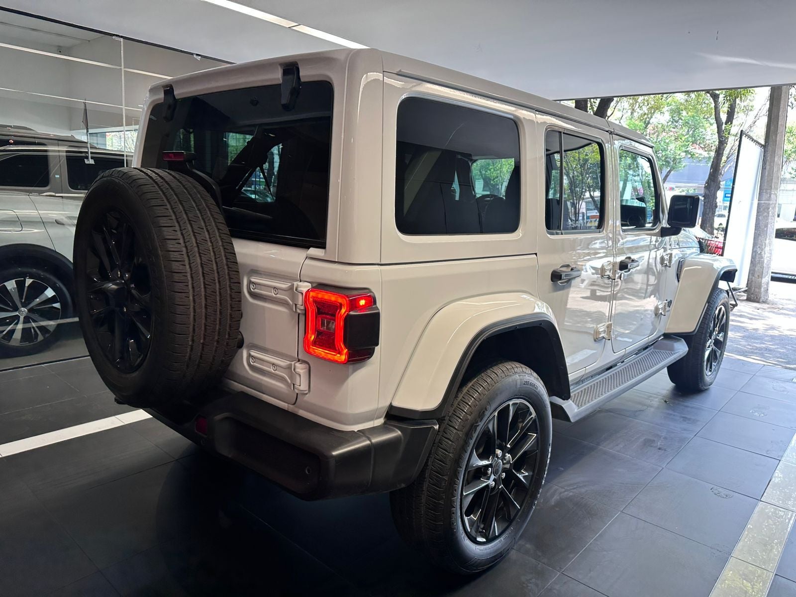 2025 Jeep Wrangler 2.0 4Xe Unlimited Sahara Phev At