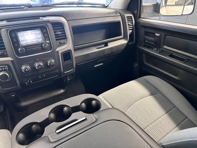 2024 RAM 1500 3.6 Tradesman Crew Cab V6 4x2 At