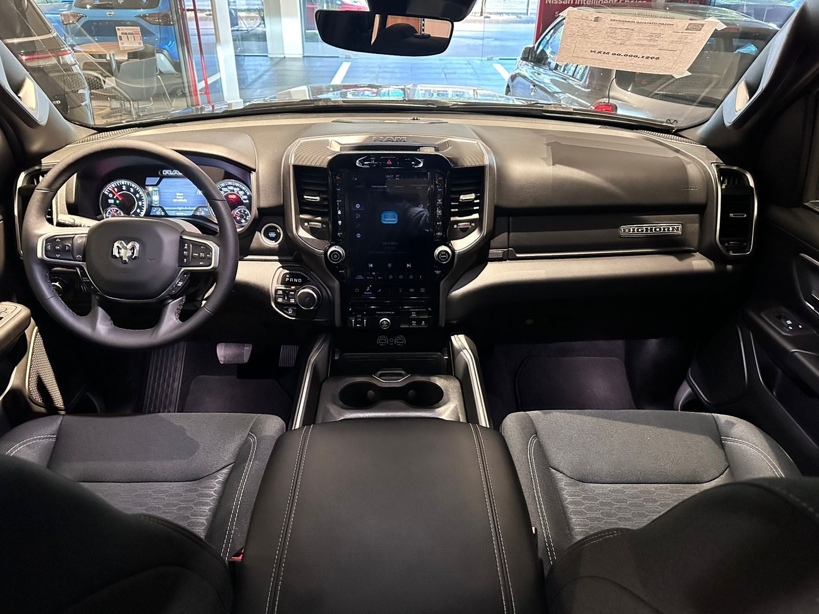 2025 RAM 1500 3.6 V6 Bighorn Crew Cab 4x4 At