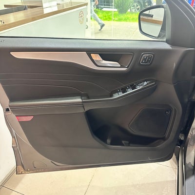 2025 Ford Escape 2.5 Platinum Hev At