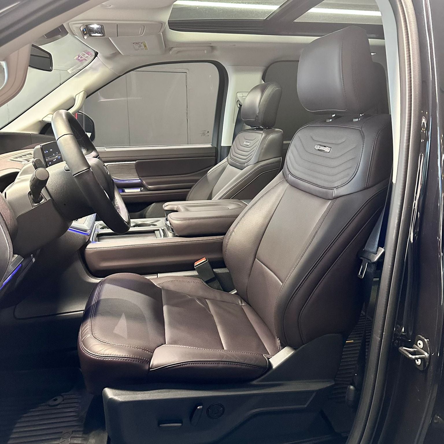 2024 Ford Expedition PLATINUM