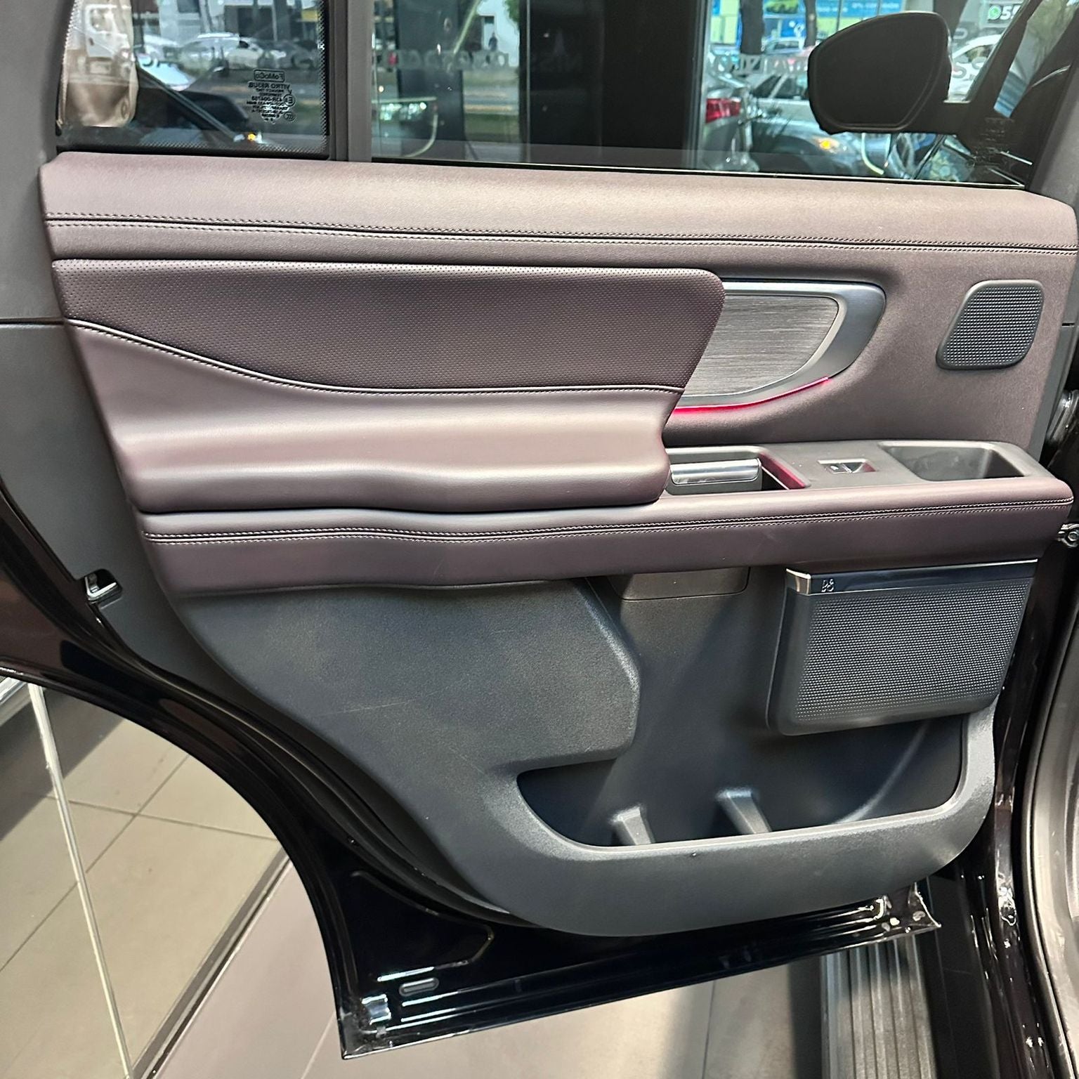 2024 Ford Expedition PLATINUM