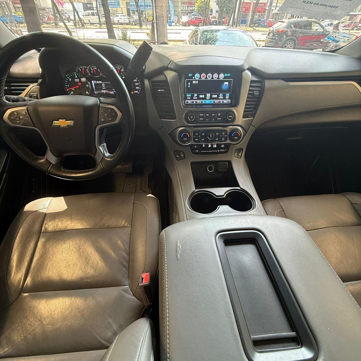 2018 Chevrolet Suburban 5.3 V8 LT Piel At