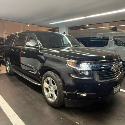 2018 Chevrolet Suburban 5.3 V8 Premier Piel 3 Fila Asientos 4x4 At