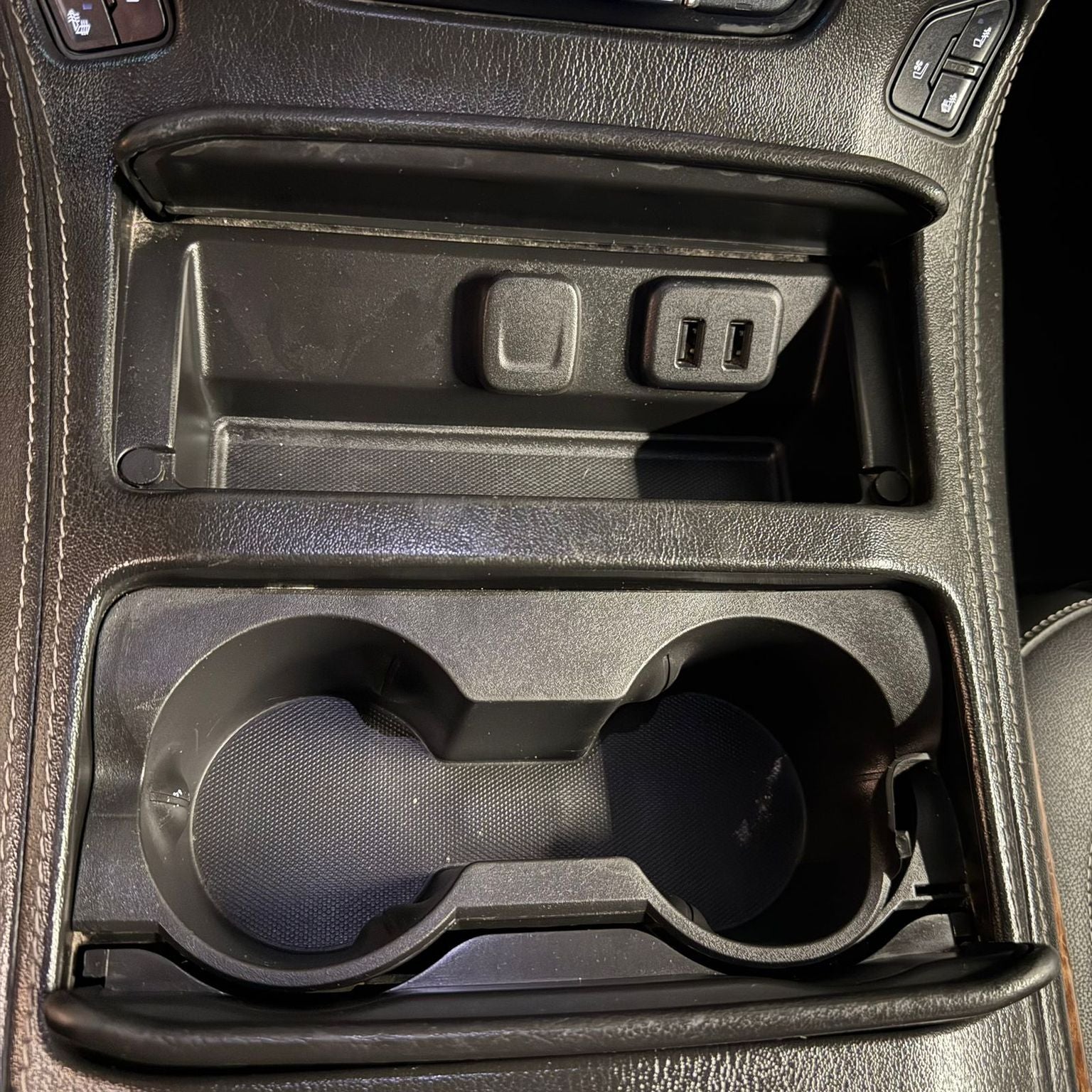 2018 Chevrolet Suburban 5.3 V8 Premier Piel 3 Fila Asientos 4x4 At