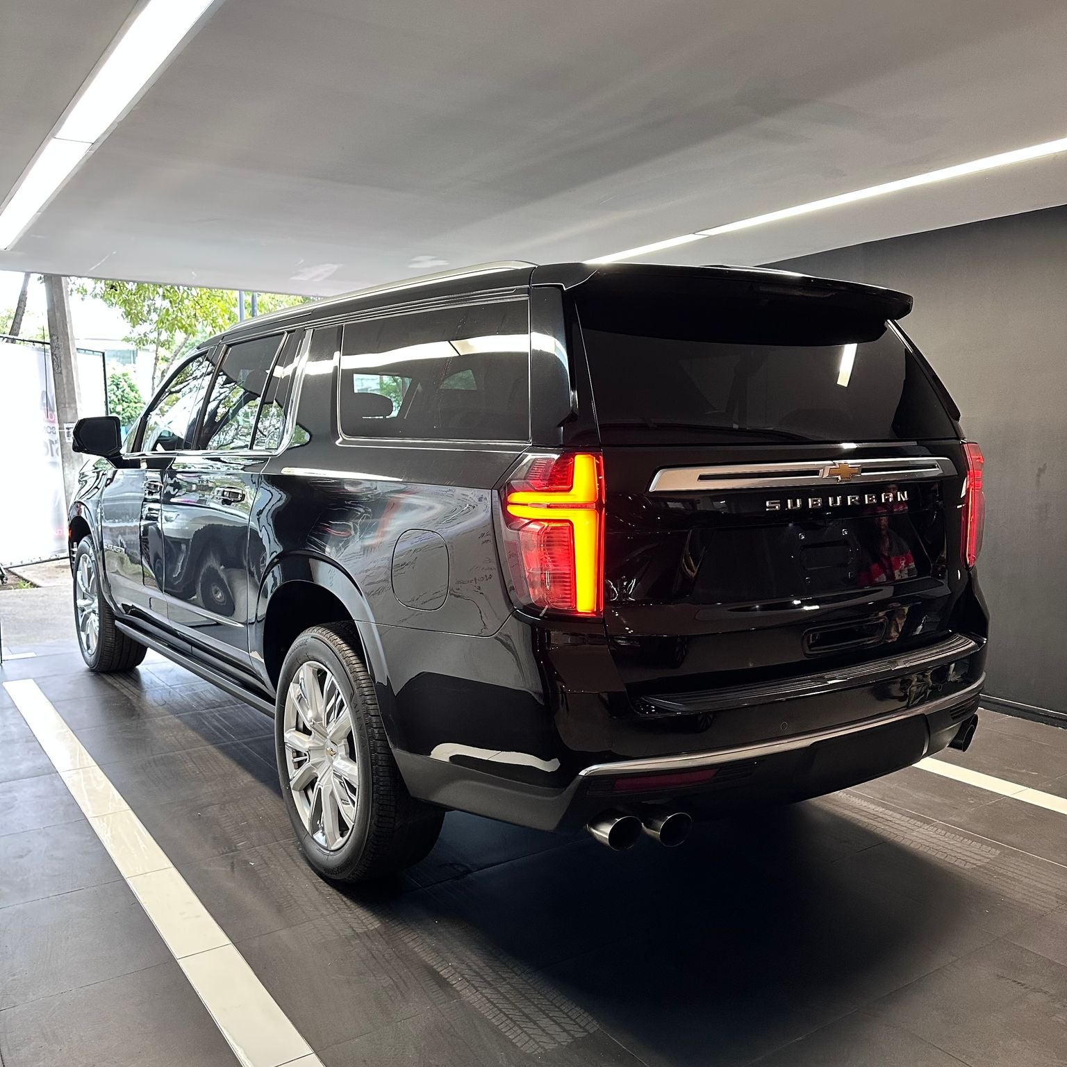 2021 Chevrolet Suburban 6.2 V8 High Country At