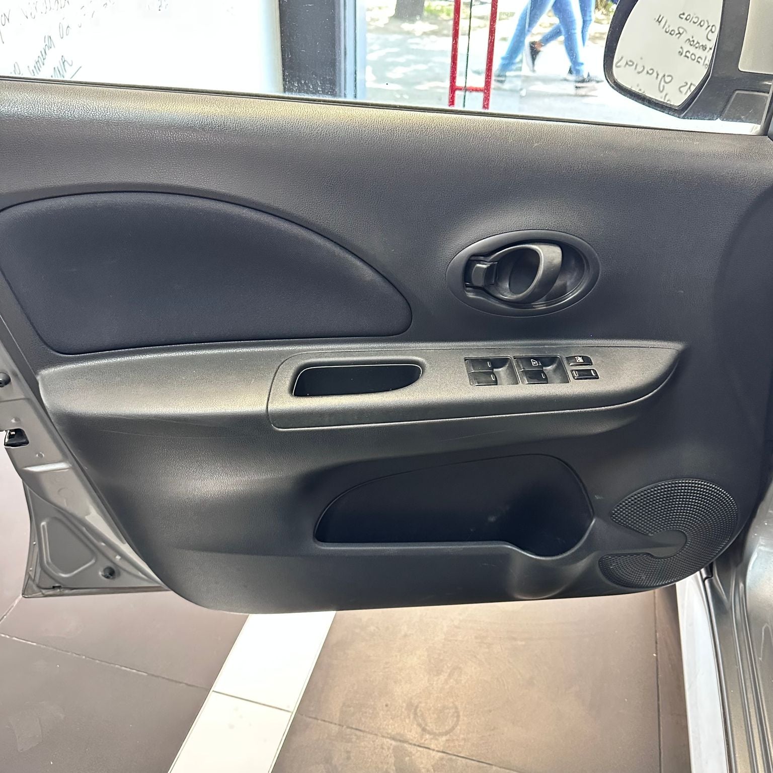 2012 Nissan March 1.6 Sr Mt