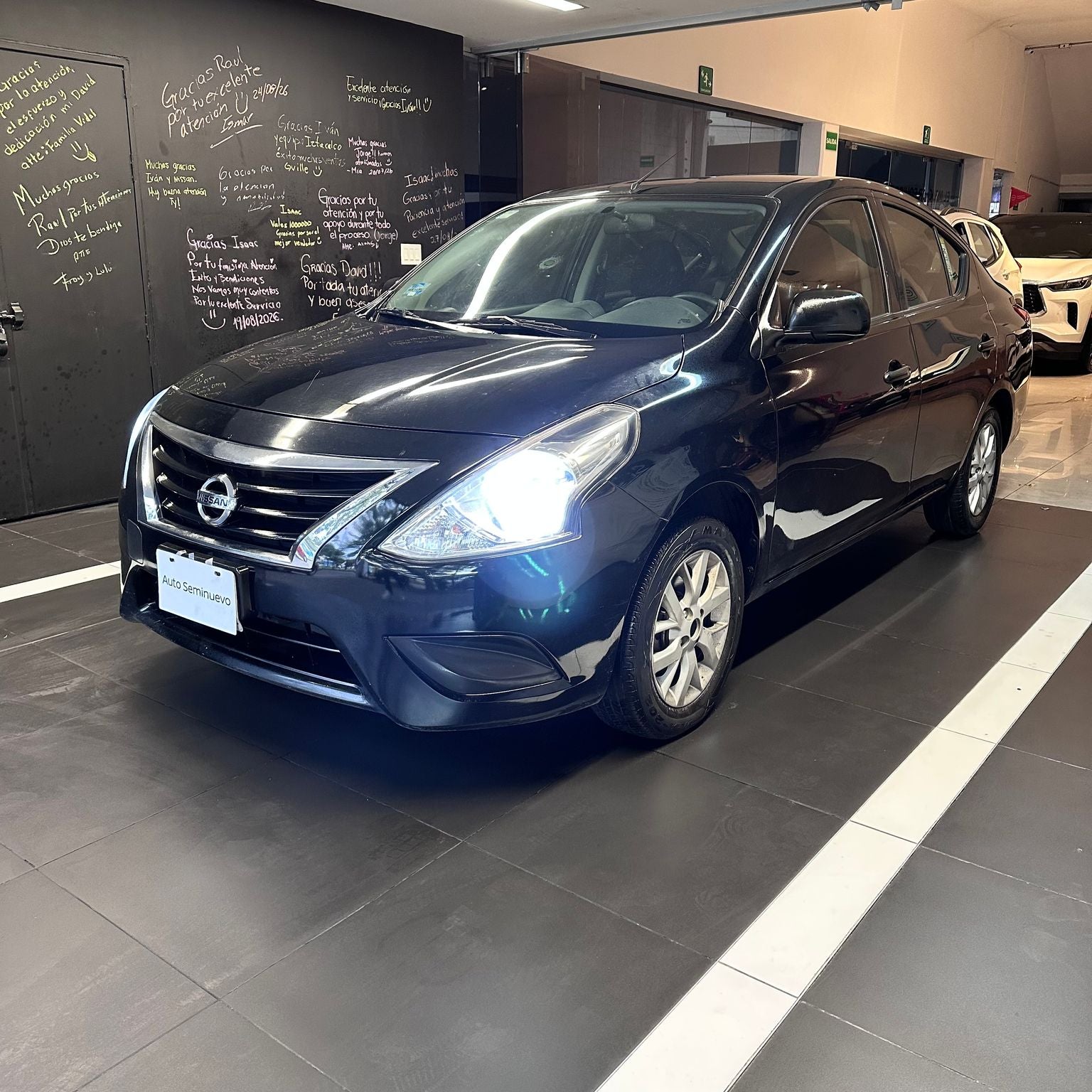 2022 Nissan V-Drive 1.6 A/C  Mt