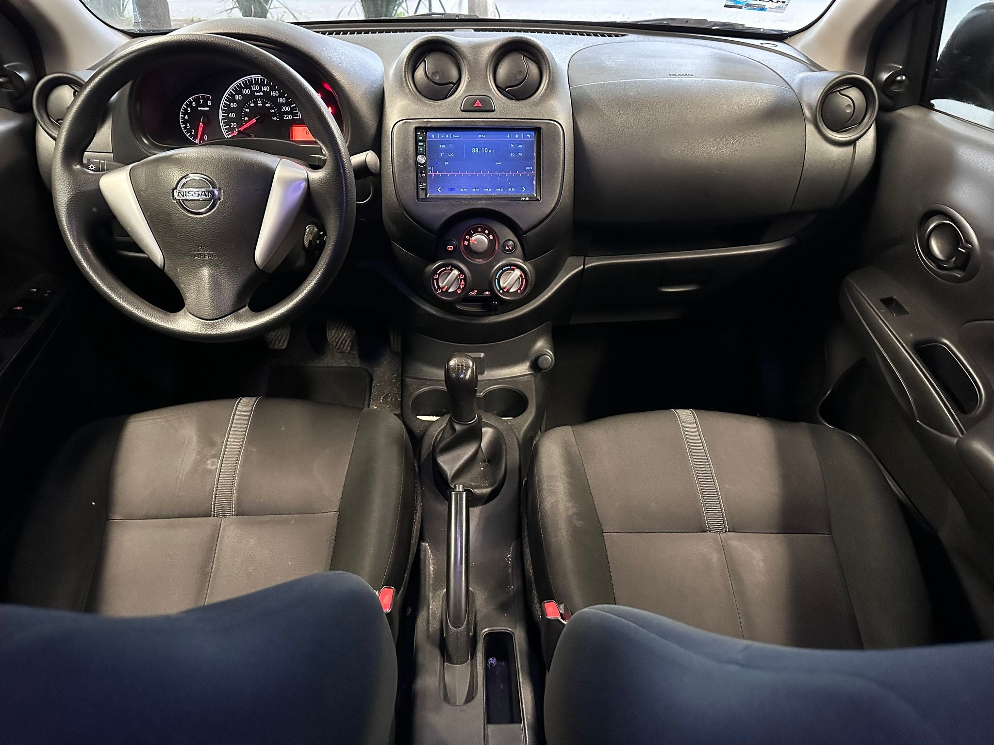 2022 Nissan V-Drive 1.6 A/C  Mt