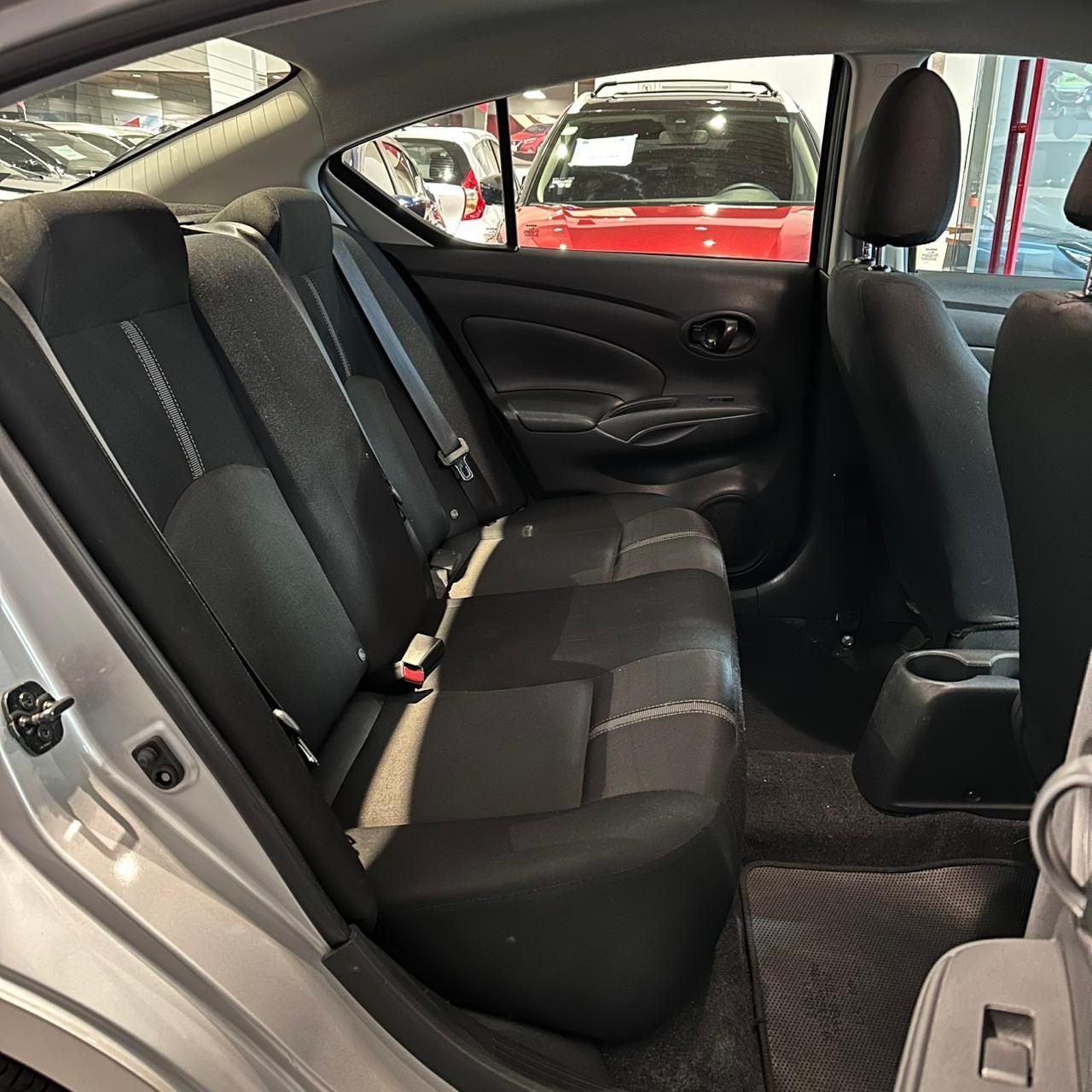 2024 Nissan V-Drive 1.6 A/C  Mt