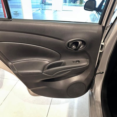 2024 Nissan V-Drive 1.6 A/C  Mt