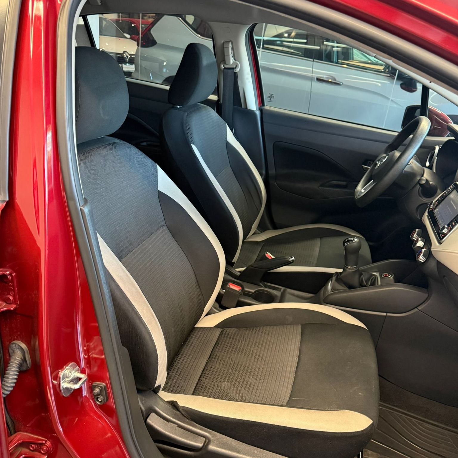 2022 Nissan Versa 1.6 Advance Mt