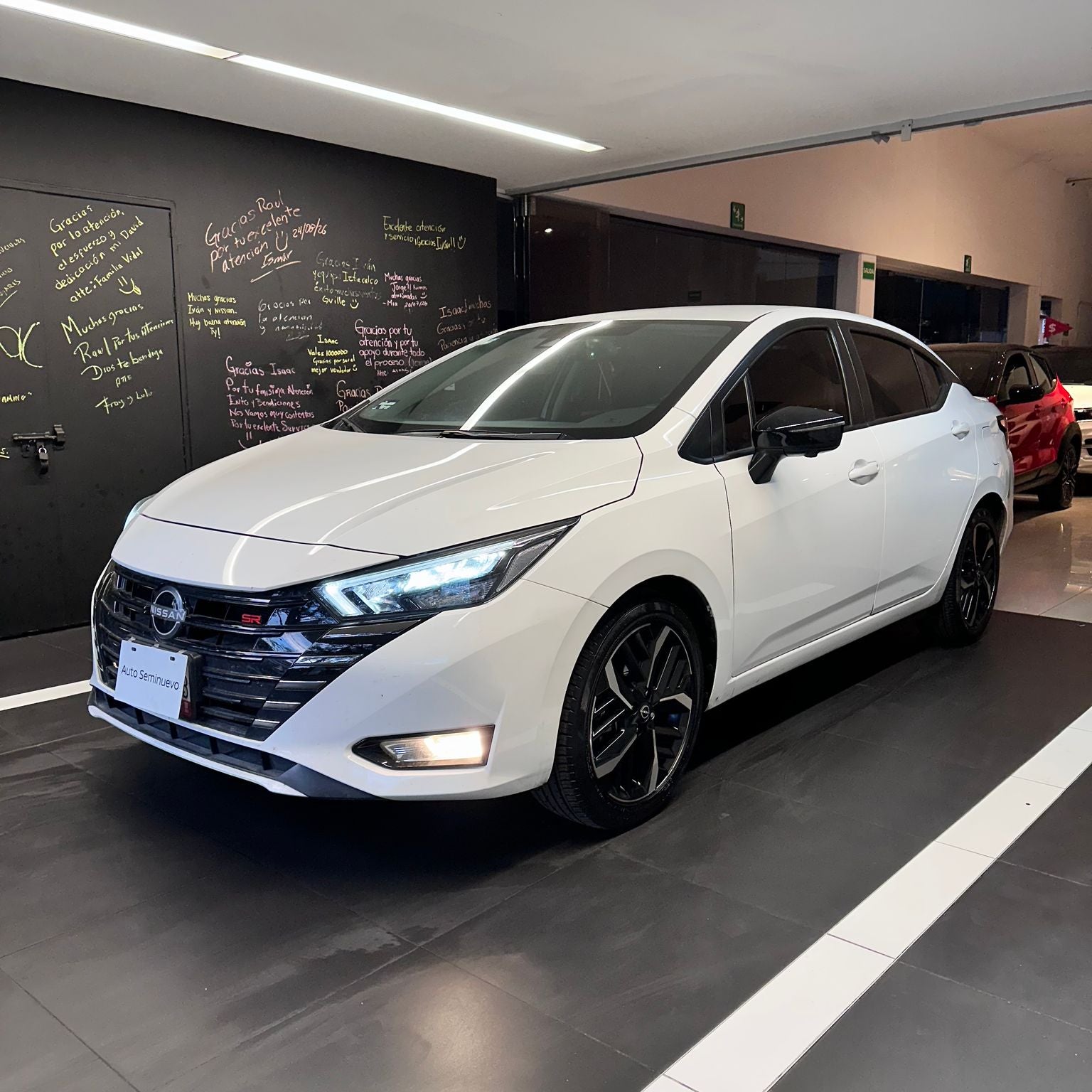 2025 Nissan Versa 1.6 SR At