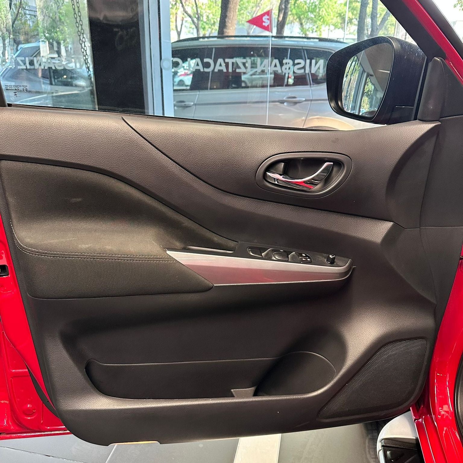 2025 Nissan Frontier 2.5 Doble Cabina LE 4x2 Mt