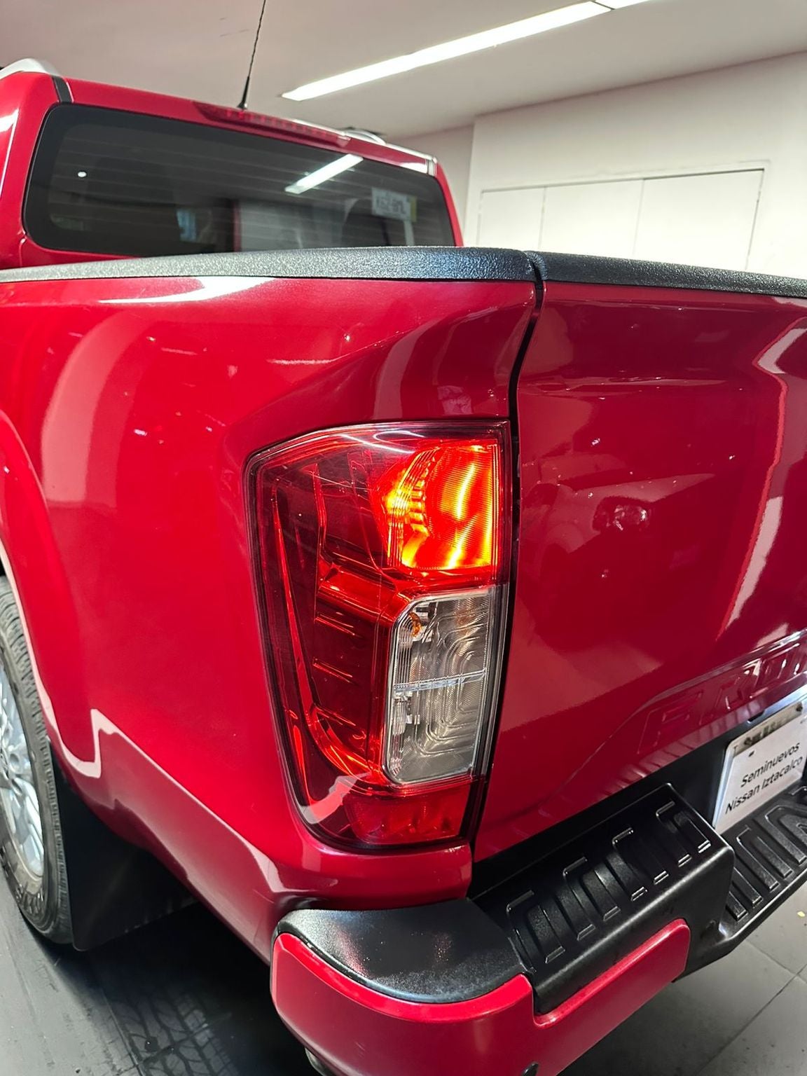 2023 Nissan Frontier 2.5 Le At
