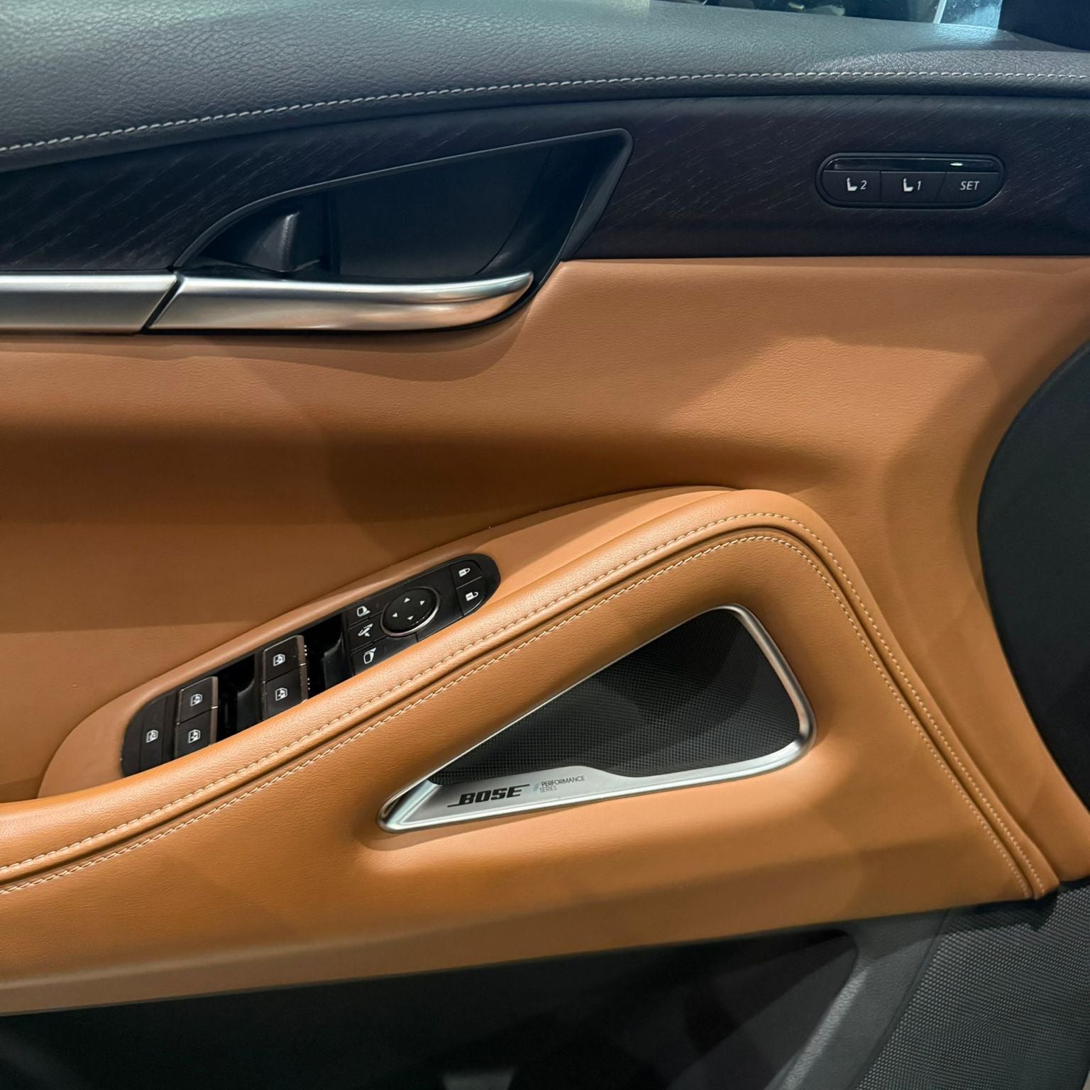 2023 INFINITI QX60 3.5 Sensory Awd At