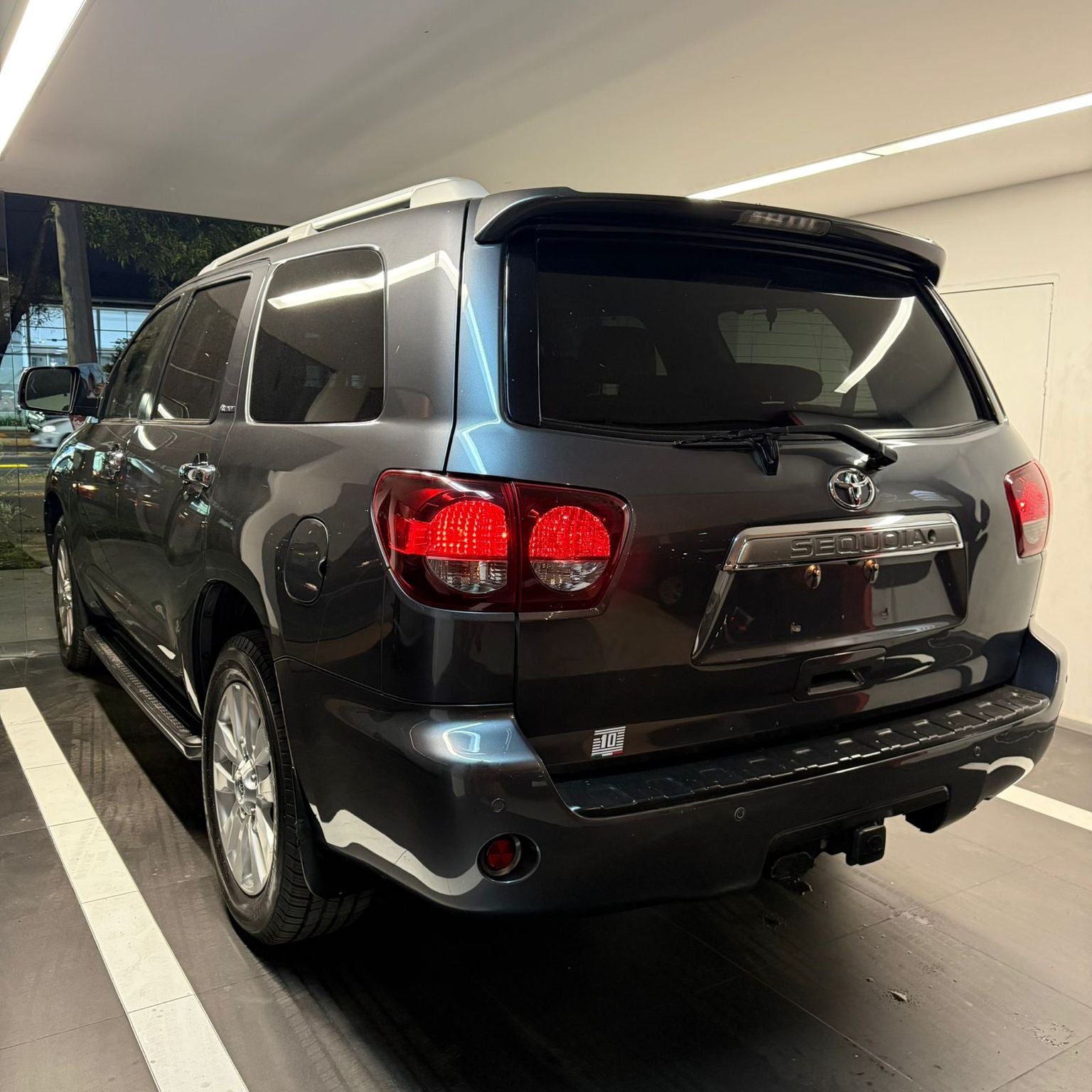 2019 Toyota Sequoia 5.7 Platinum At