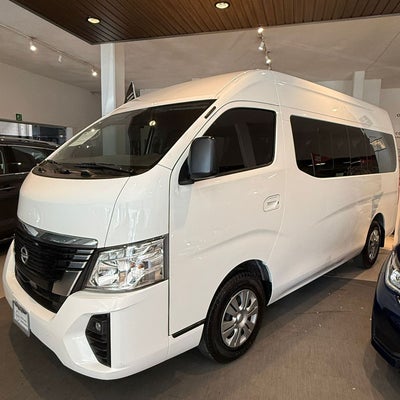 2024 Nissan Urvan 2.5 14 Pasajeros Amplia AA Mt