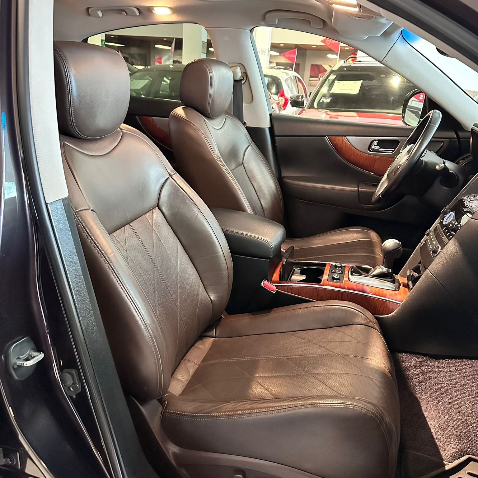 2016 INFINITI QX70 5.0 Seduction At