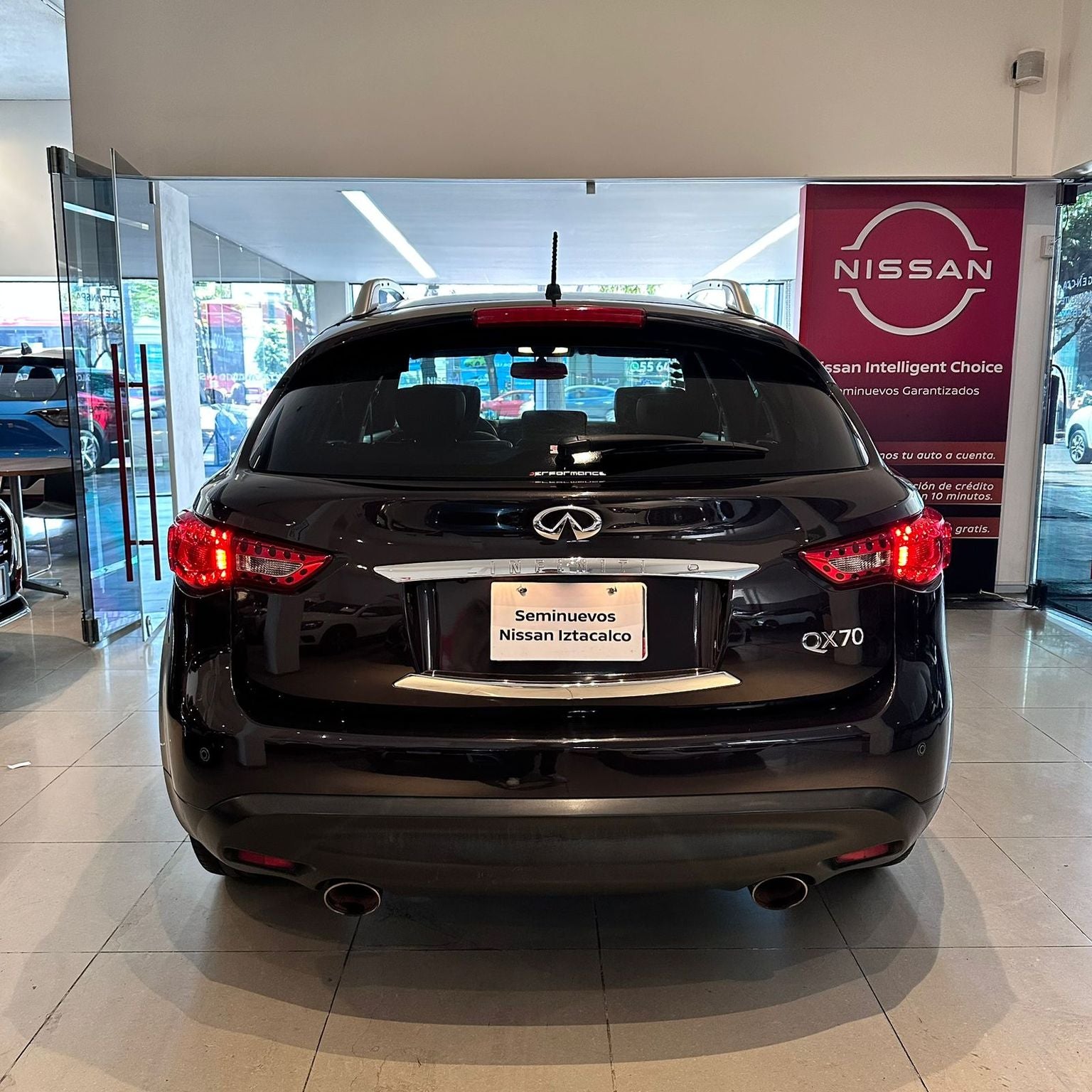 2016 INFINITI QX70 5.0 Seduction At