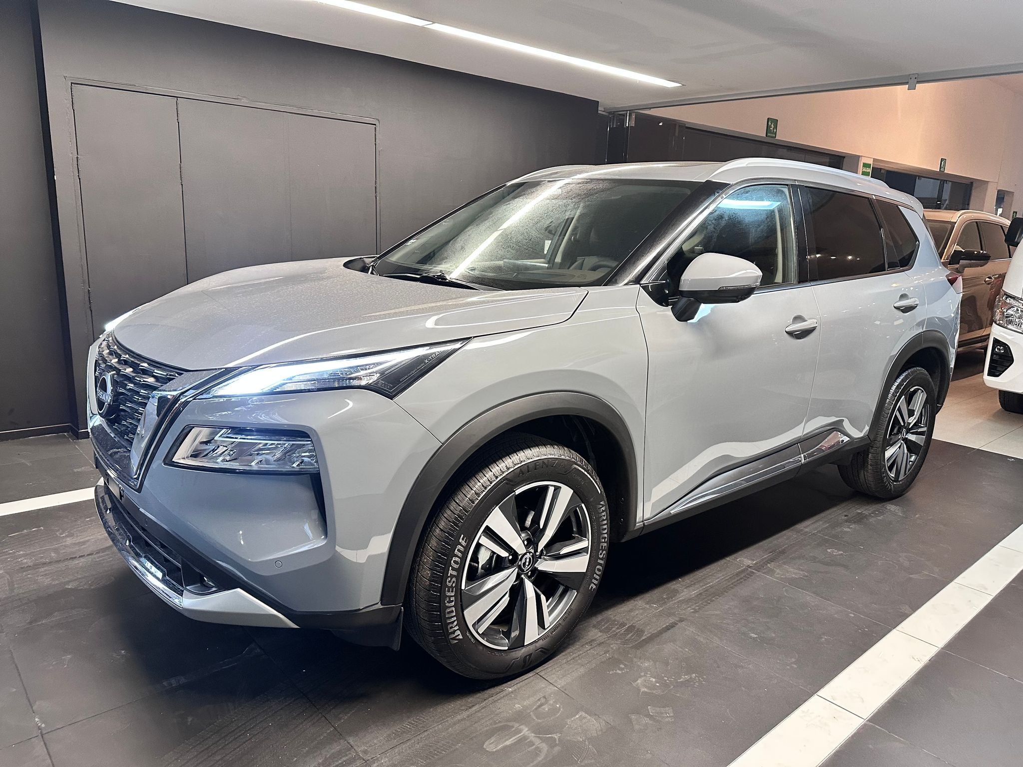 2025 Nissan X-Trail 2.5 Platinum Plus 2F At