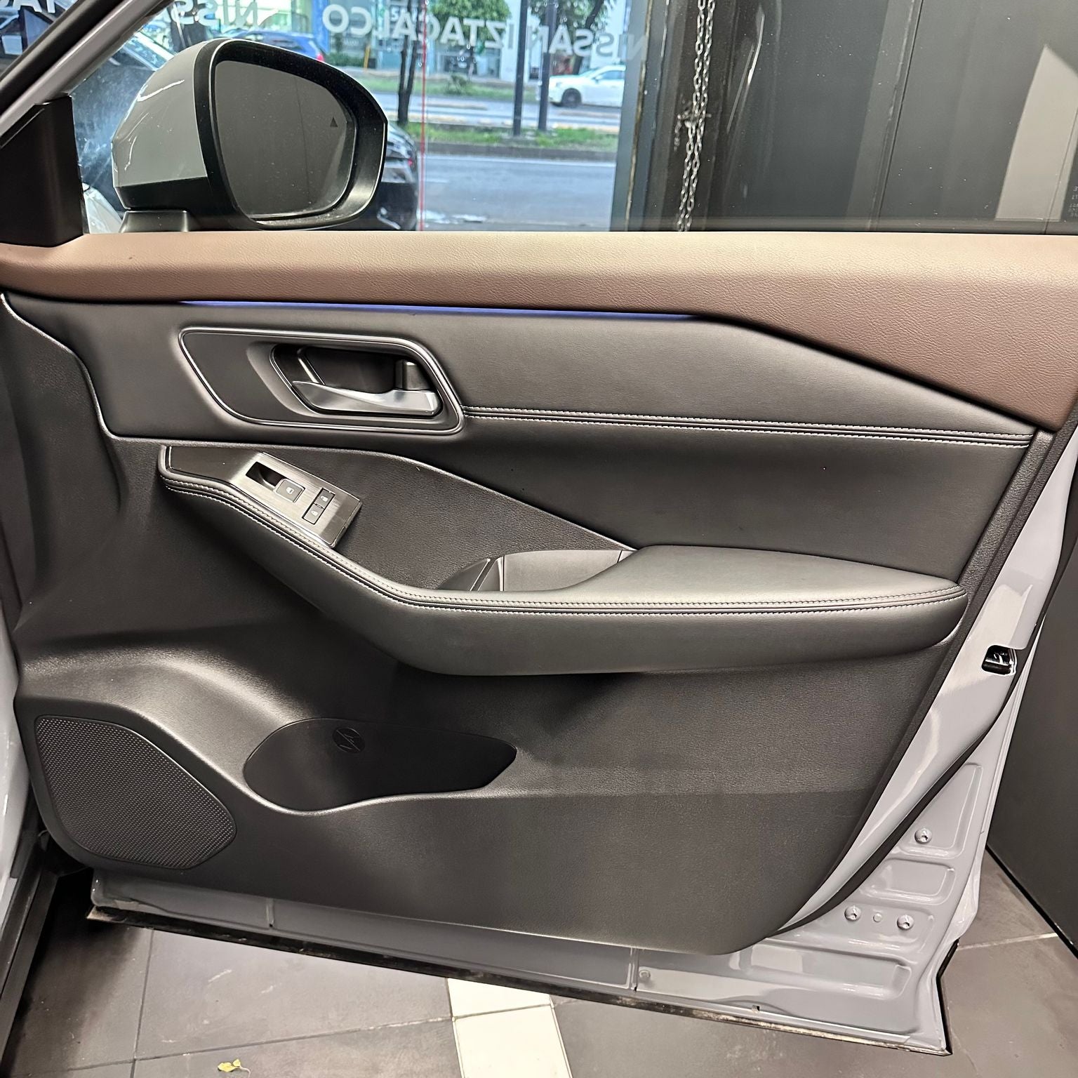2025 Nissan X-Trail 2.5 Platinum Plus 2F At