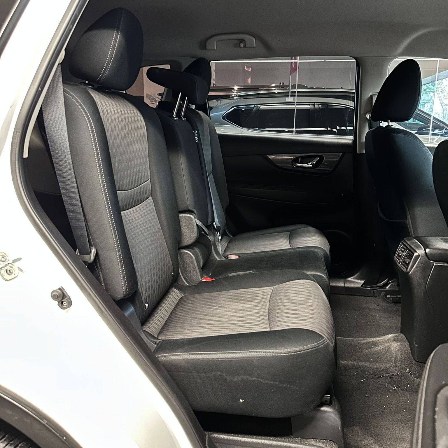 2020 Nissan X-Trail 2.5 Sense 2 Filas Cvt