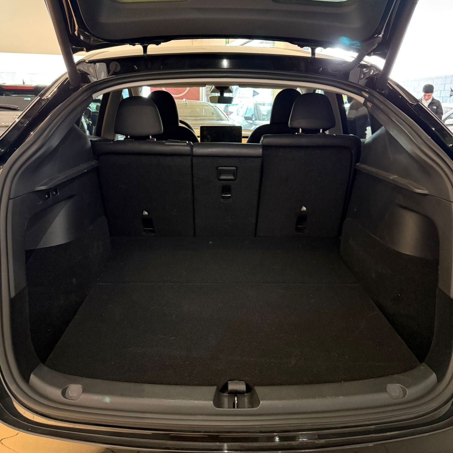 2023 Tesla Model Y Long Range Battery All-Wheel drive