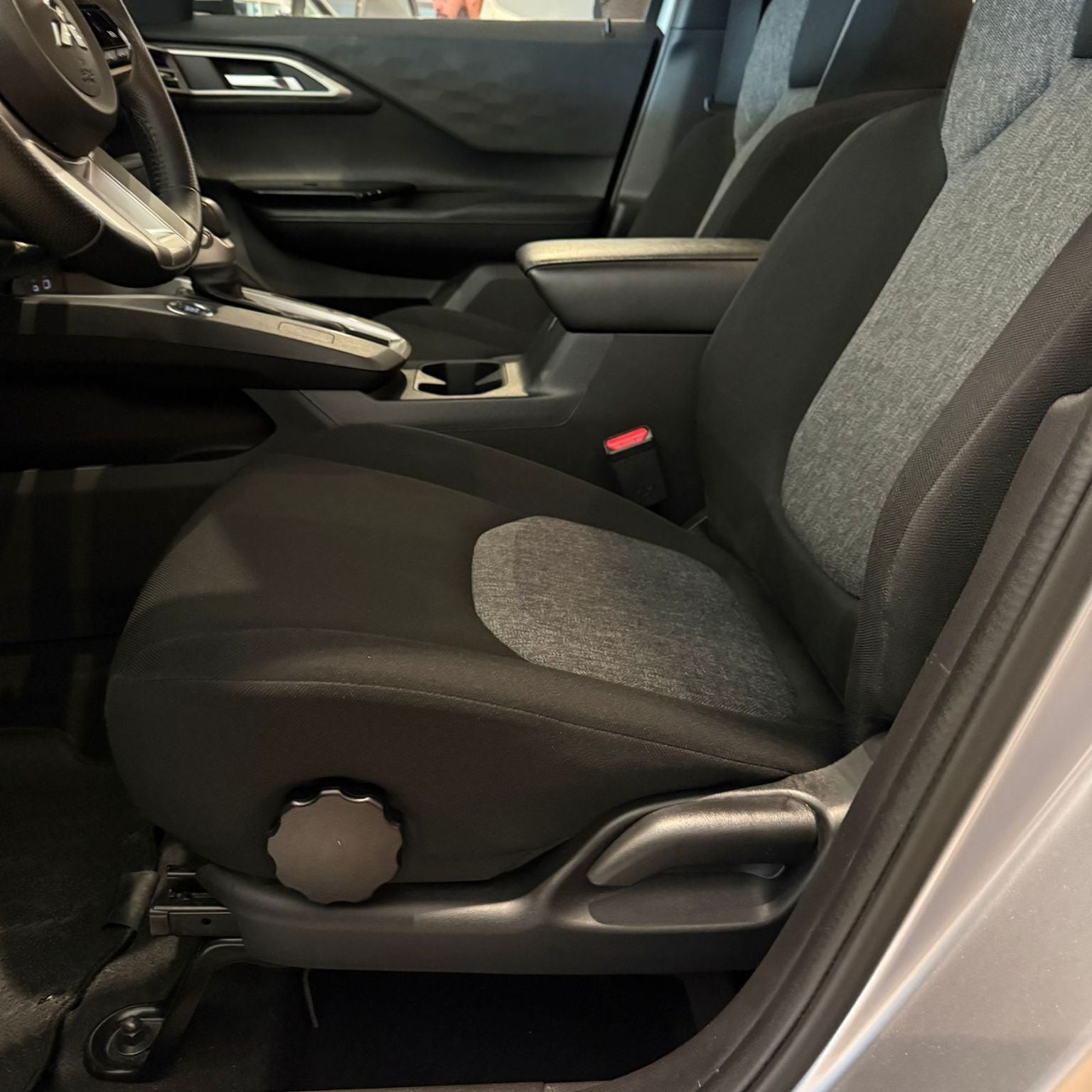 2025 Mitsubishi Outlander SPORT SE