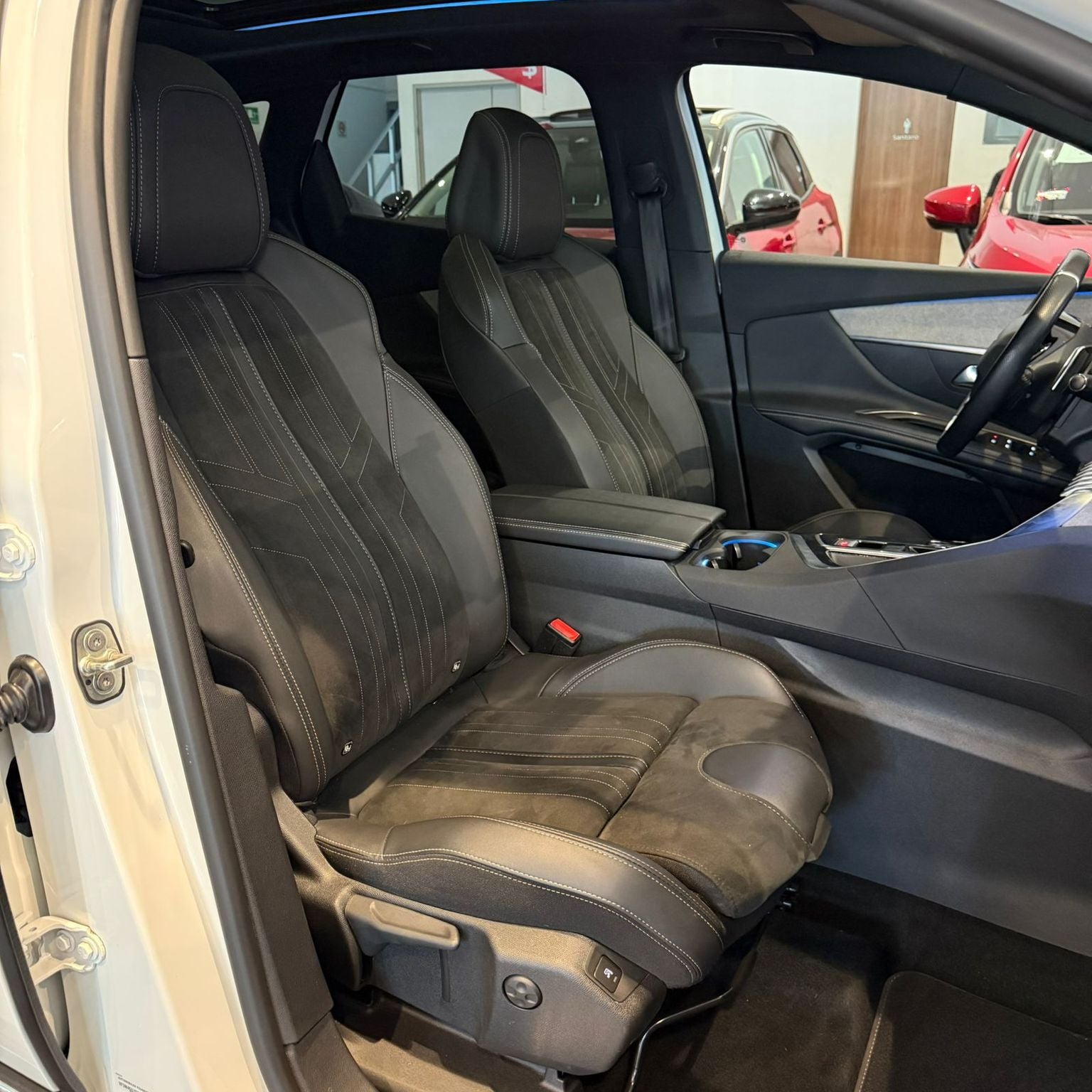 2025 Peugeot 3008 1.6 Gt At