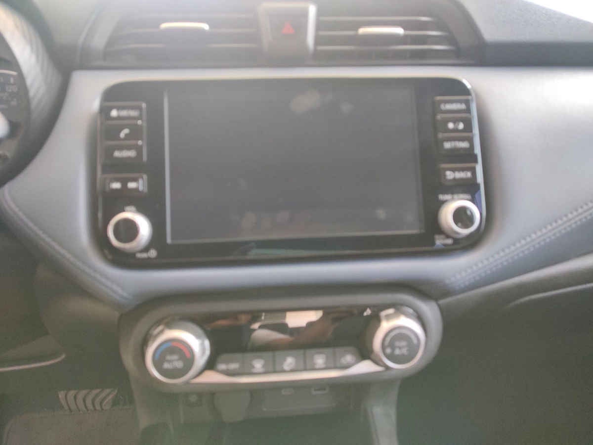 2024 Nissan Versa 4p Exclusive L4/1.6 Aut