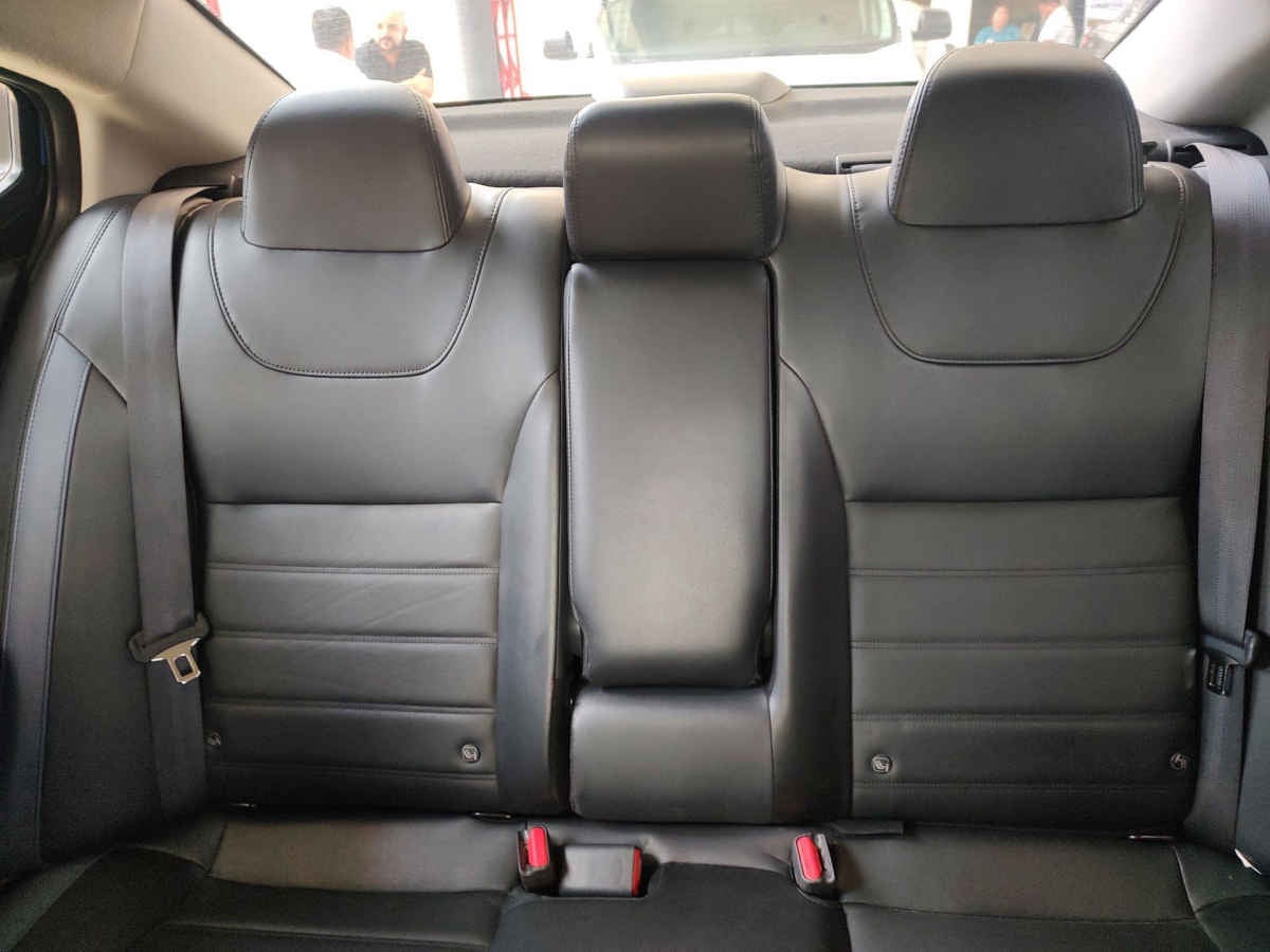 2024 Nissan Versa 4p Exclusive L4/1.6 Aut