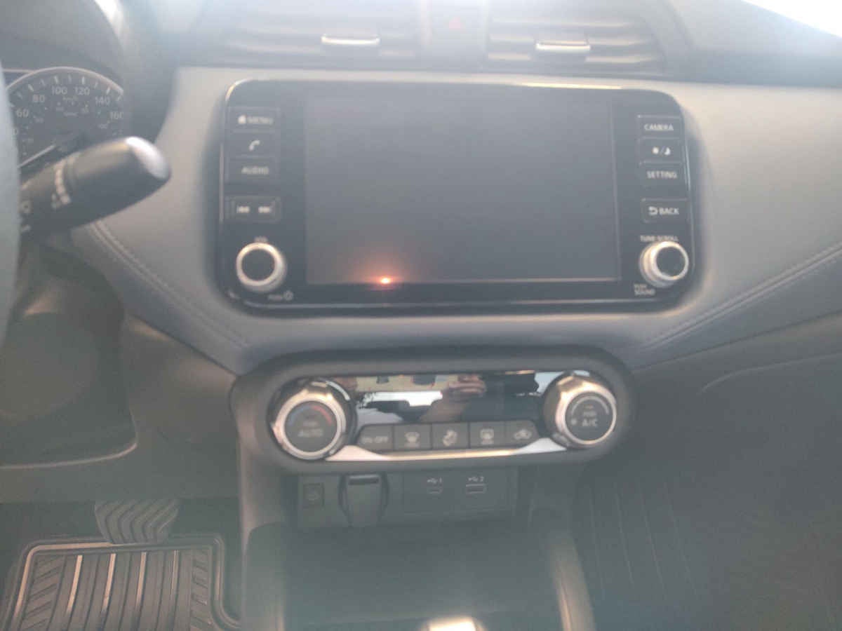 2024 Nissan Versa 4p Exclusive L4/1.6 Aut