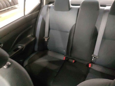 2025 Nissan Versa 4p Advance L4/1.6 Man