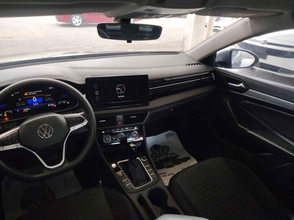 2025 Volkswagen Jetta 4p Trendline L4/1.4/T Aut