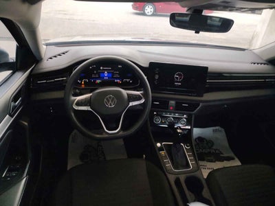 2025 Volkswagen Jetta 4p Trendline L4/1.4/T Aut
