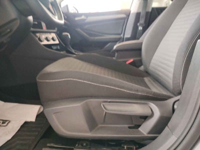 2025 Volkswagen Jetta 4p Trendline L4/1.4/T Aut