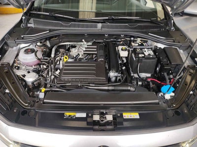 2025 Volkswagen Jetta 4p Trendline L4/1.4/T Aut