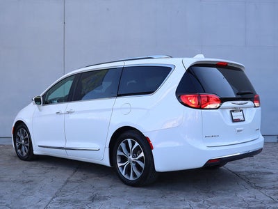 2017 Chrysler Pacifica 3.6 V6 Limited At