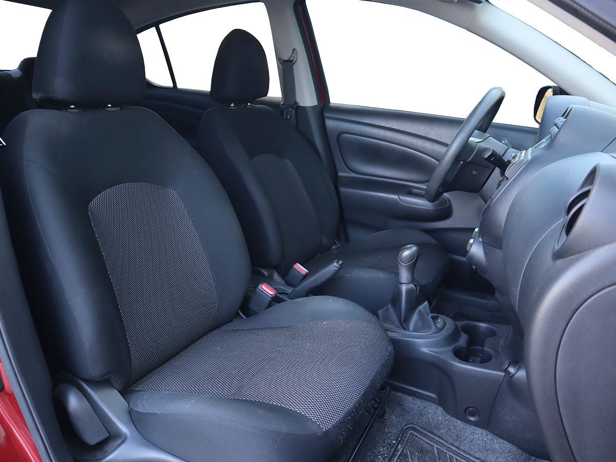 2021 Nissan V-Drive 1.6 A/C  Mt