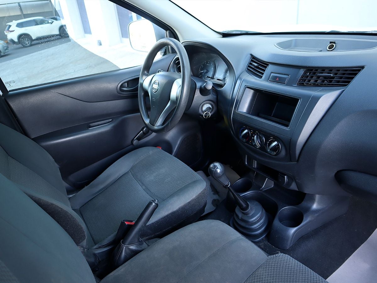 2020 Nissan NP300 2.5 Pick-up Dh Mt