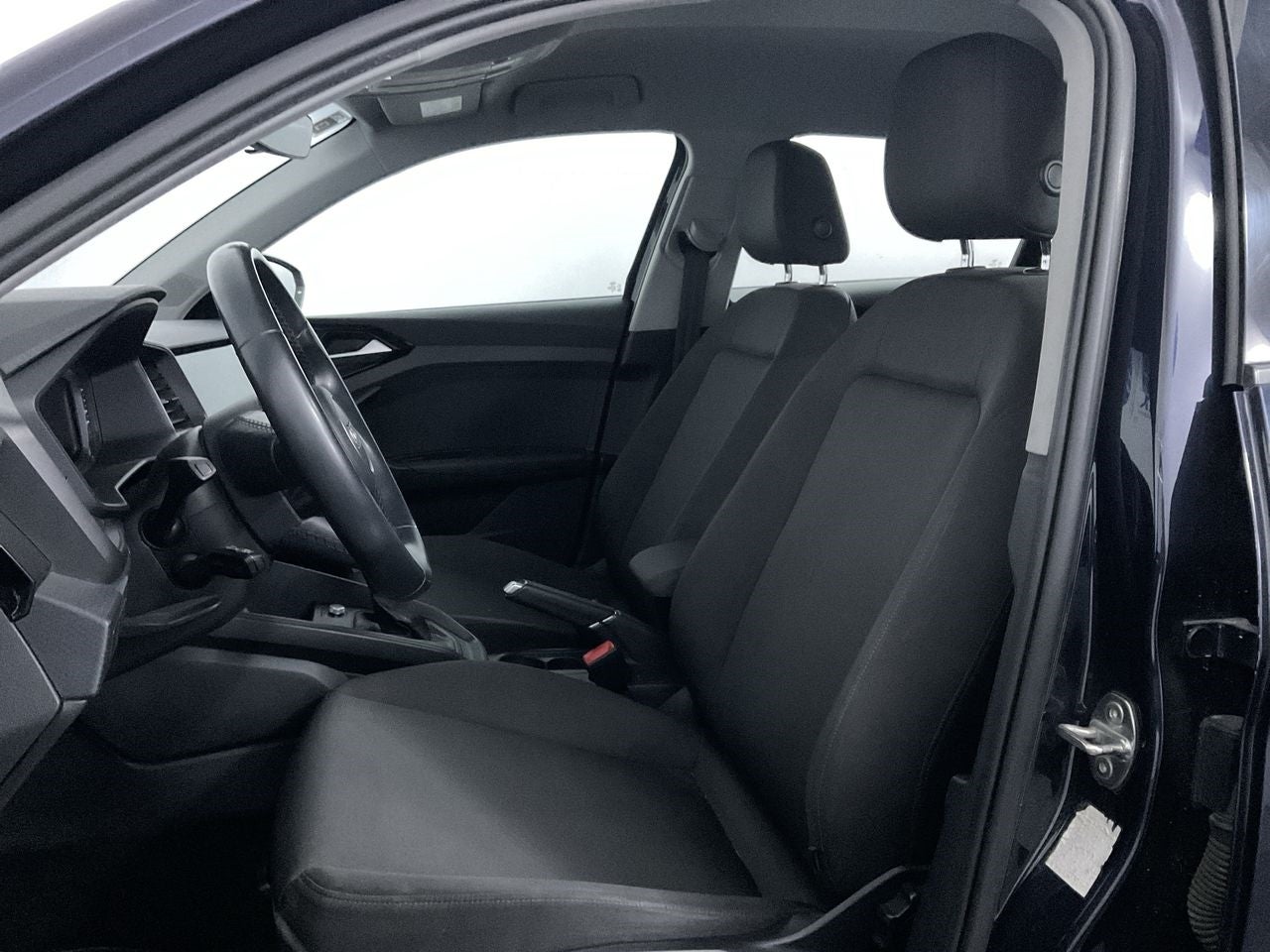 2022 Audi A1 5 PTS HB COOL 10T 116 HP TA AAC AUT RA-16