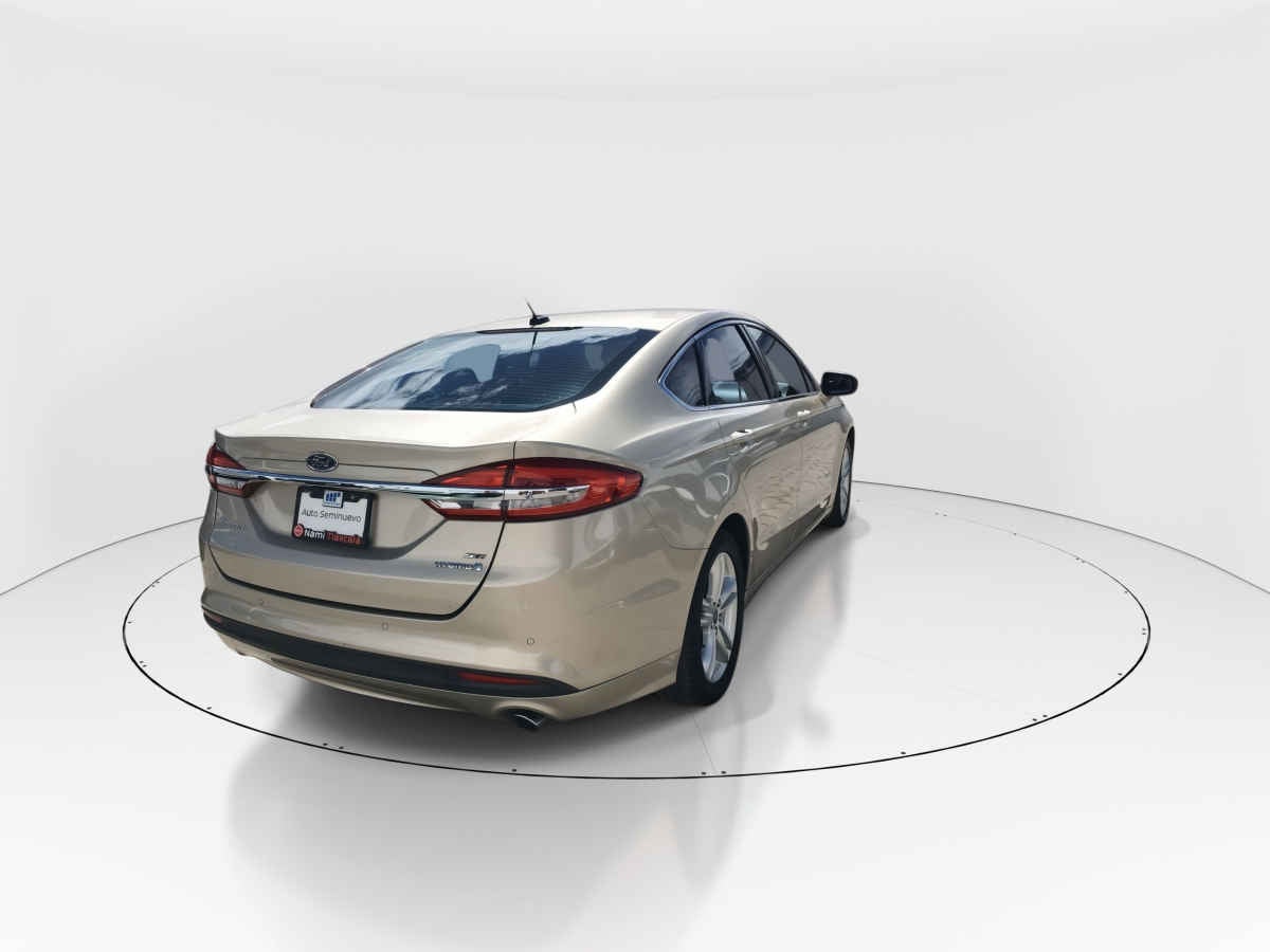 2018 Ford Fusion 4p SE Luxury Hibrido Aut