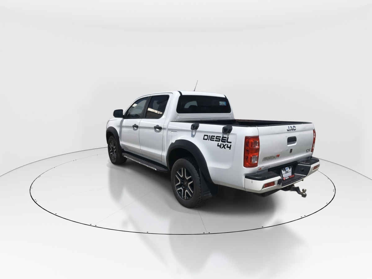 2024 JAC Frison 4p T8 Doble Cabina Diesel L4/2.0/T Man