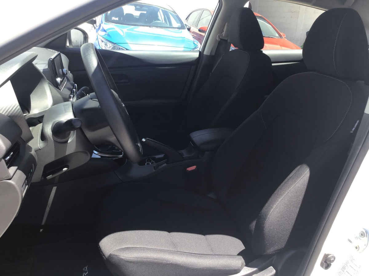2025 Nissan Sentra 4p Sense L4/2.0 Man