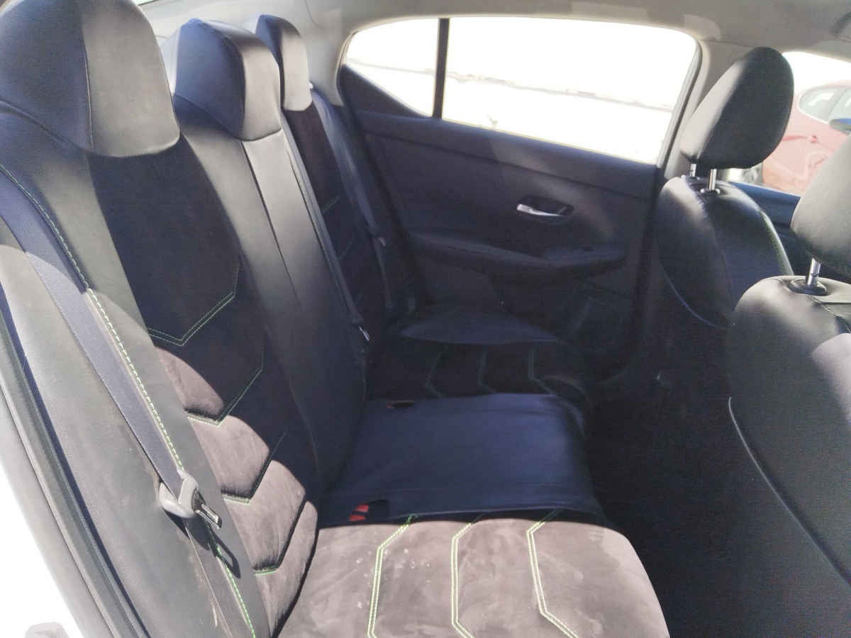 2023 Nissan Sentra 4p Sense L4/2.0 Man