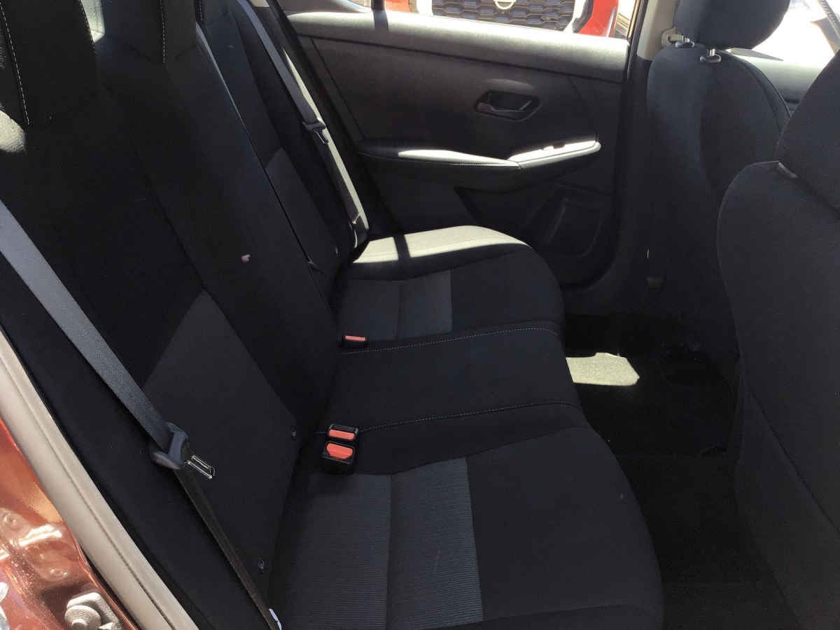 2025 Nissan Sentra 4p Advance L4/2.0 Man