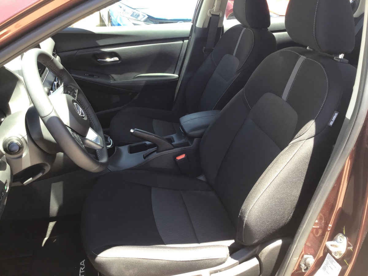 2025 Nissan Sentra 4p Advance L4/2.0 Man
