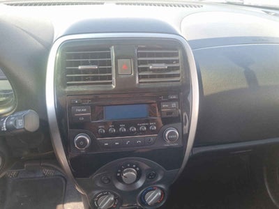 2018 Nissan March 5p Advance L4/1.6 Man