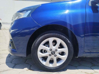 2022 Nissan March 5p Advance L4/1.6 Aut